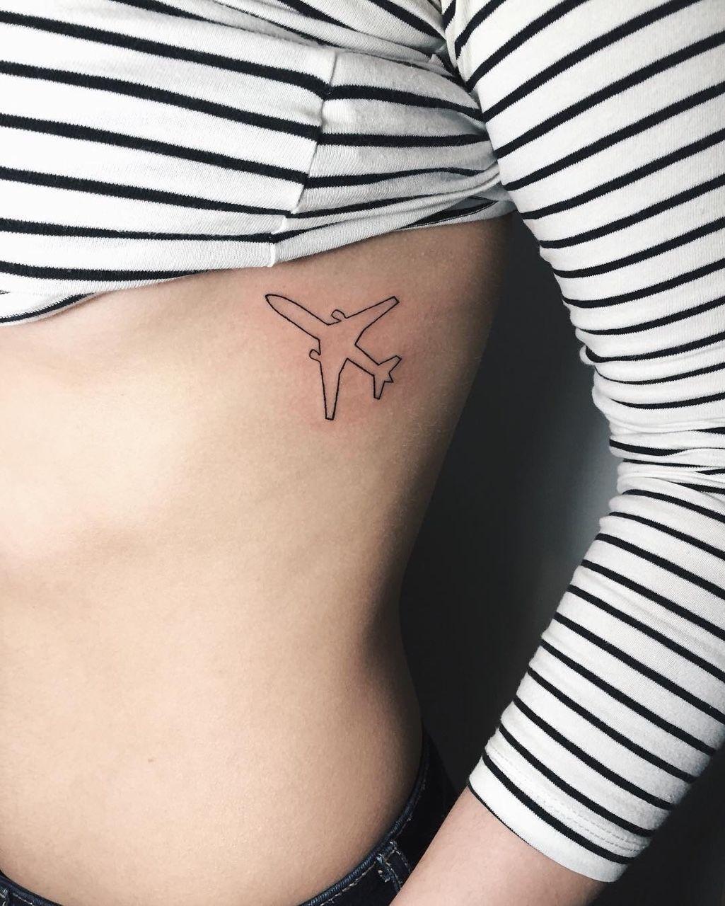 Hình Tattoo máy bay mini đơn giản cực đẹp