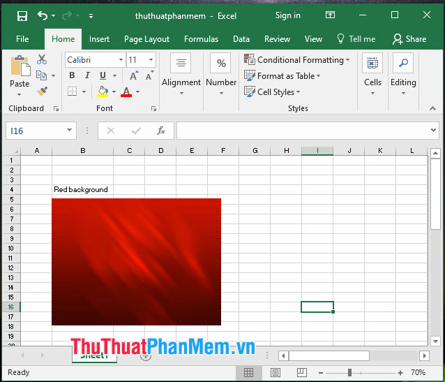 Phần mềm sẽ tự động tải về và bạn sẽ thấy ảnh mẫu hiện lên trong bảng tính Excel