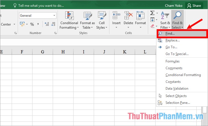 Trên Excel, chọn Home - Find & Select - Find