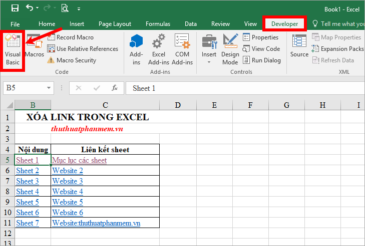 Trên file Excel chọn thẻ Developer - Visual Basic