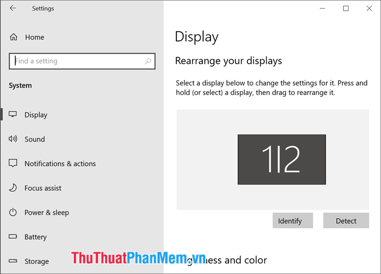 Bạn click vào số 1 hoặc 2 và giữ chuột di chuyển sang trái hay phải để thay đổi vị trí hiển thị của màn hình