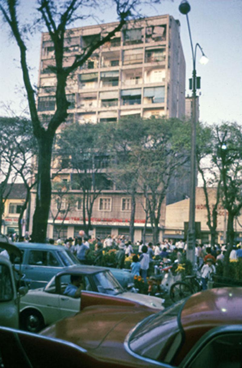 Hình ảnh Sài Gòn tết xưa nhộn nhịp