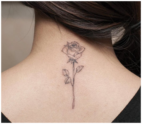 Hình xăm bông hoa hồng nhỏ đẹp sau gáy