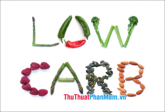 Low Carb (Low-Carbohydrate) nghĩa là ít đường, tinh bột, đây là chế độ ăn kiêng dành cho người muốn giảm cân, giữ dáng