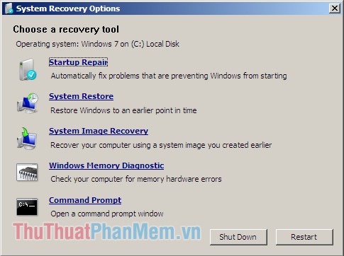 Tại màn hình System Recovery Options, chọn Command Prompt