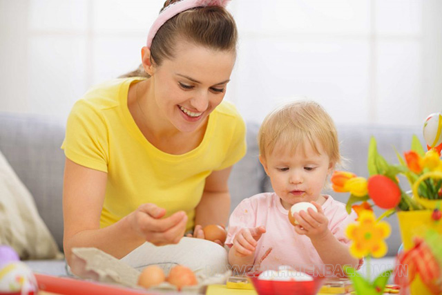 Trẻ ăn trứng nhiều có tốt không?